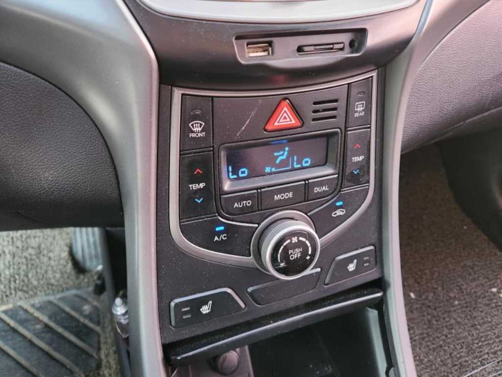 HYUNDAI Avante 2014 Gris - Importación desde Corea - HF Imports Iquique - Foto 16