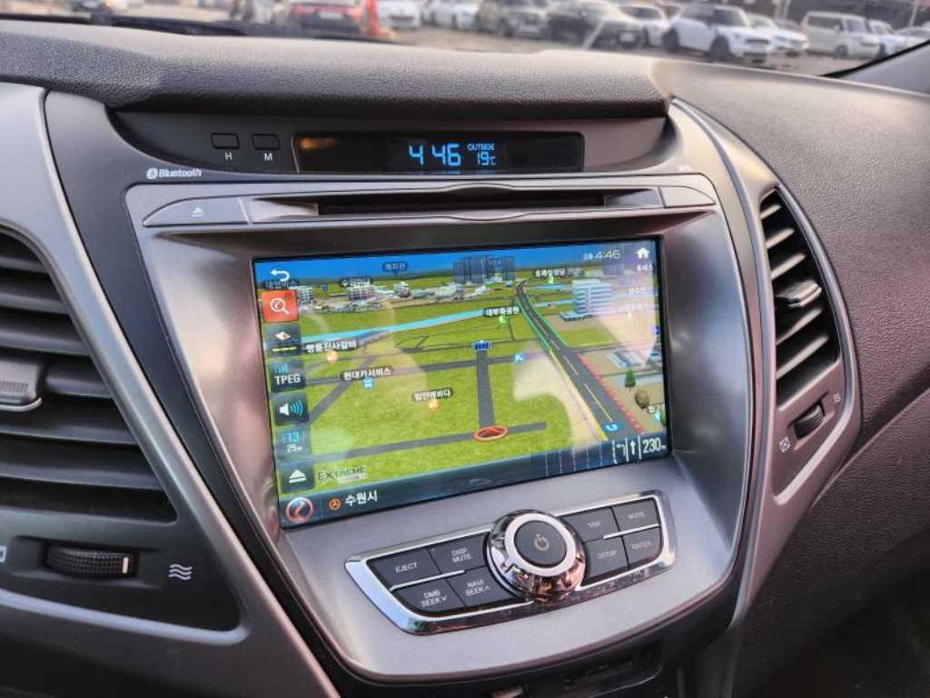 HYUNDAI Avante 2014 Gris - Importación desde Corea - HF Imports Iquique - Foto 14