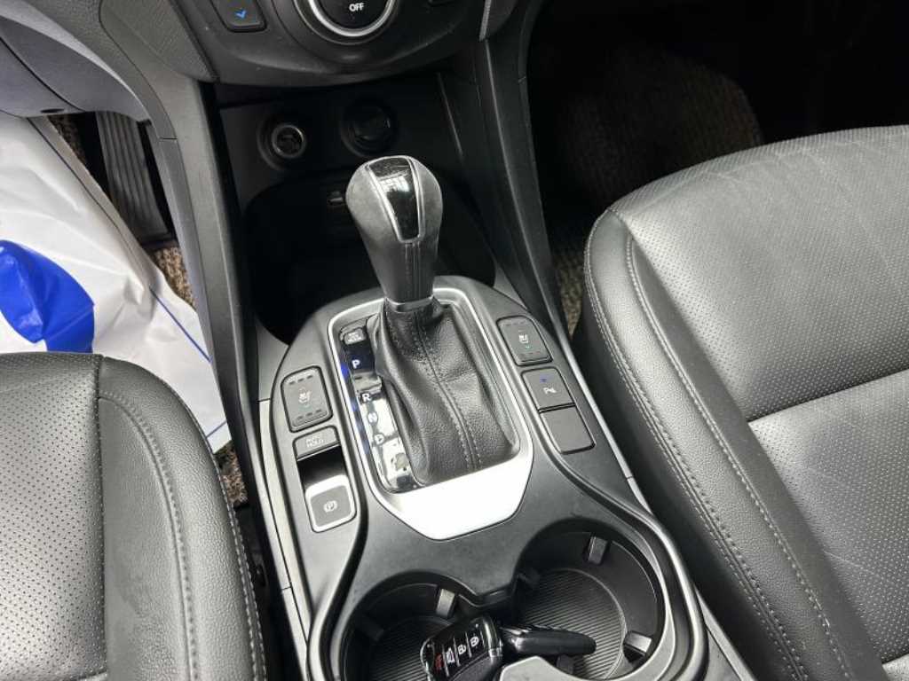 HYUNDAI Santa Fe - Vista 11