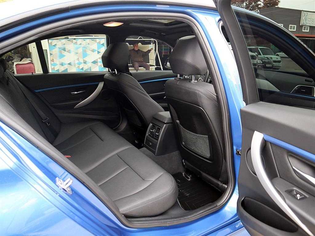 BMW 3 series 2017 Azul - Importación desde Corea - HF Imports Iquique - Foto 14