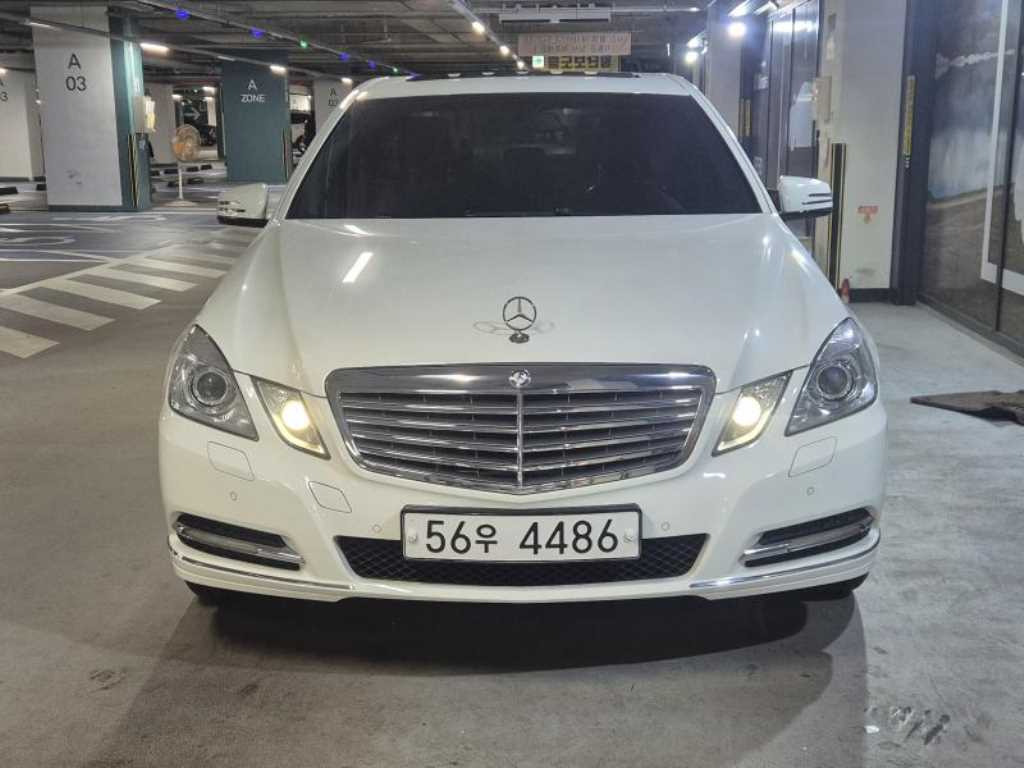 Mercedes Benz E class 2011 Blanco - Importación desde Corea - HF Imports Iquique - Foto 1
