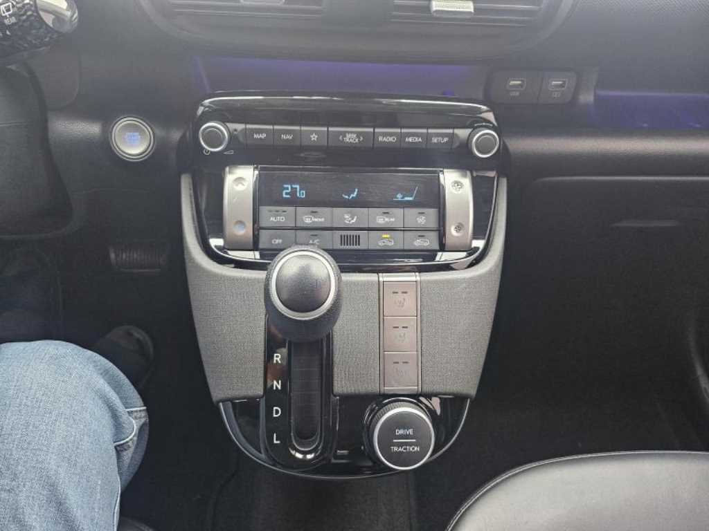 HYUNDAI Casper - Vista 11