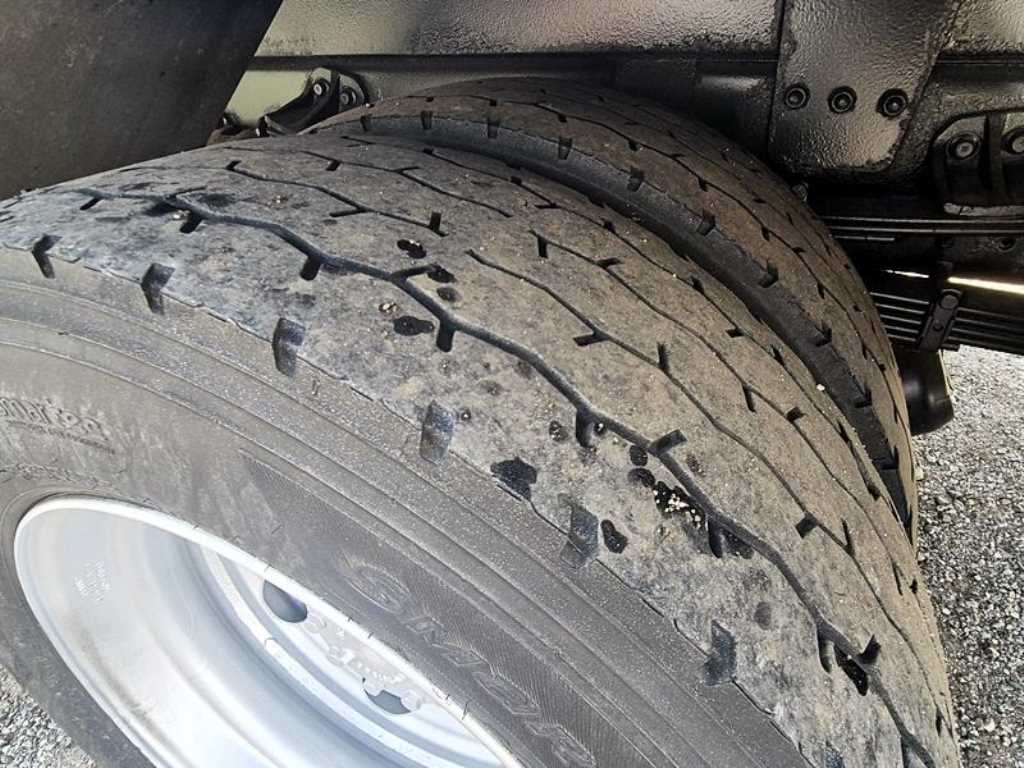 medium and large cargo truck 2018 Blanco - Importación desde Corea - HF Imports Iquique - Foto 17