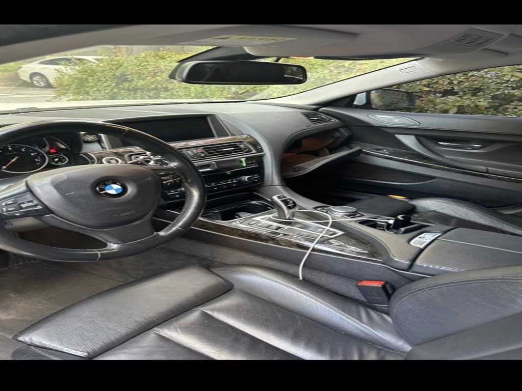 BMW 6 series - Vista 4