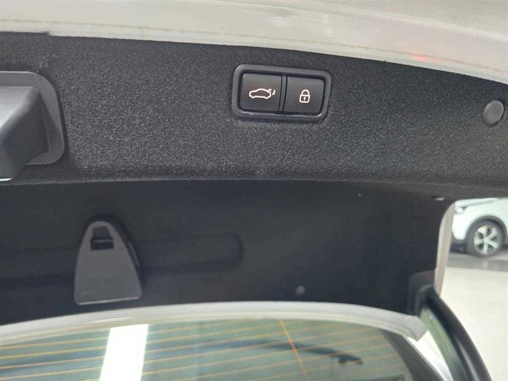 Genesis G80 2018 Blanco - Importación desde Corea - HF Imports Iquique - Foto 18