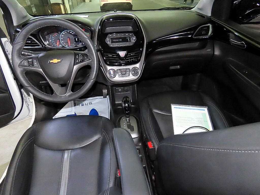 Chevrolet Spark - Vista 10
