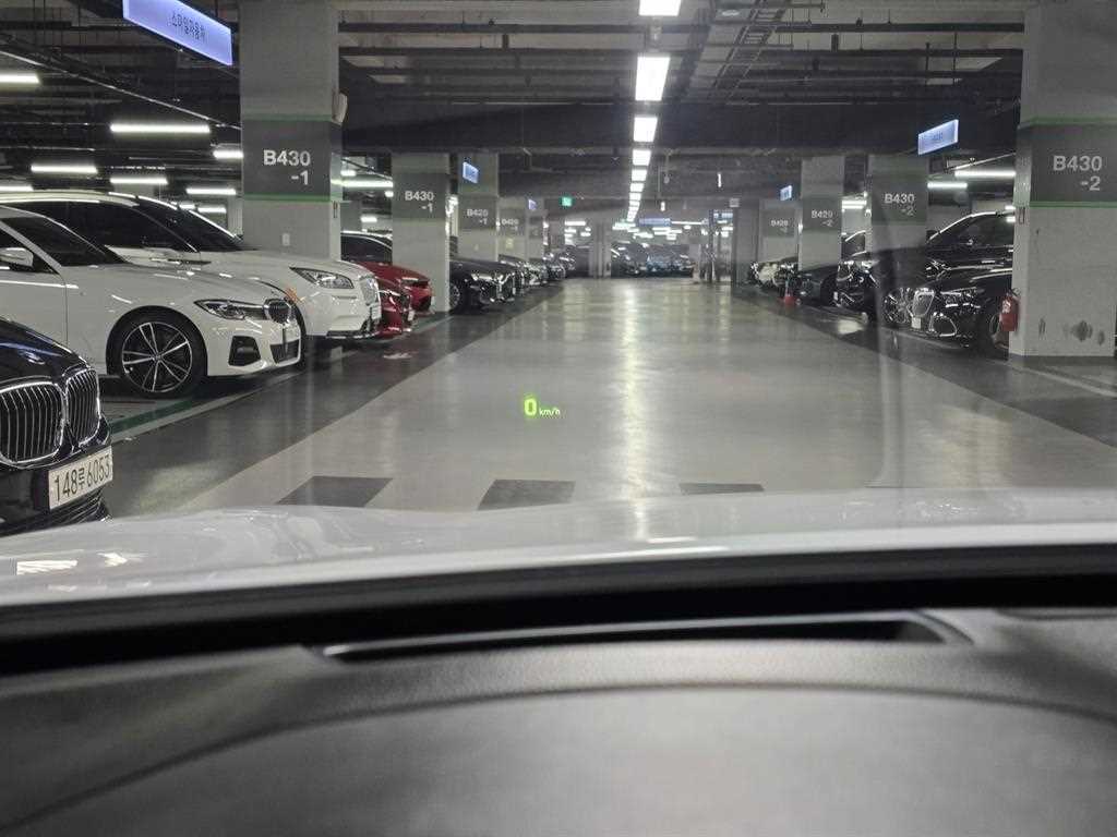 Genesis G80 - Vista 12