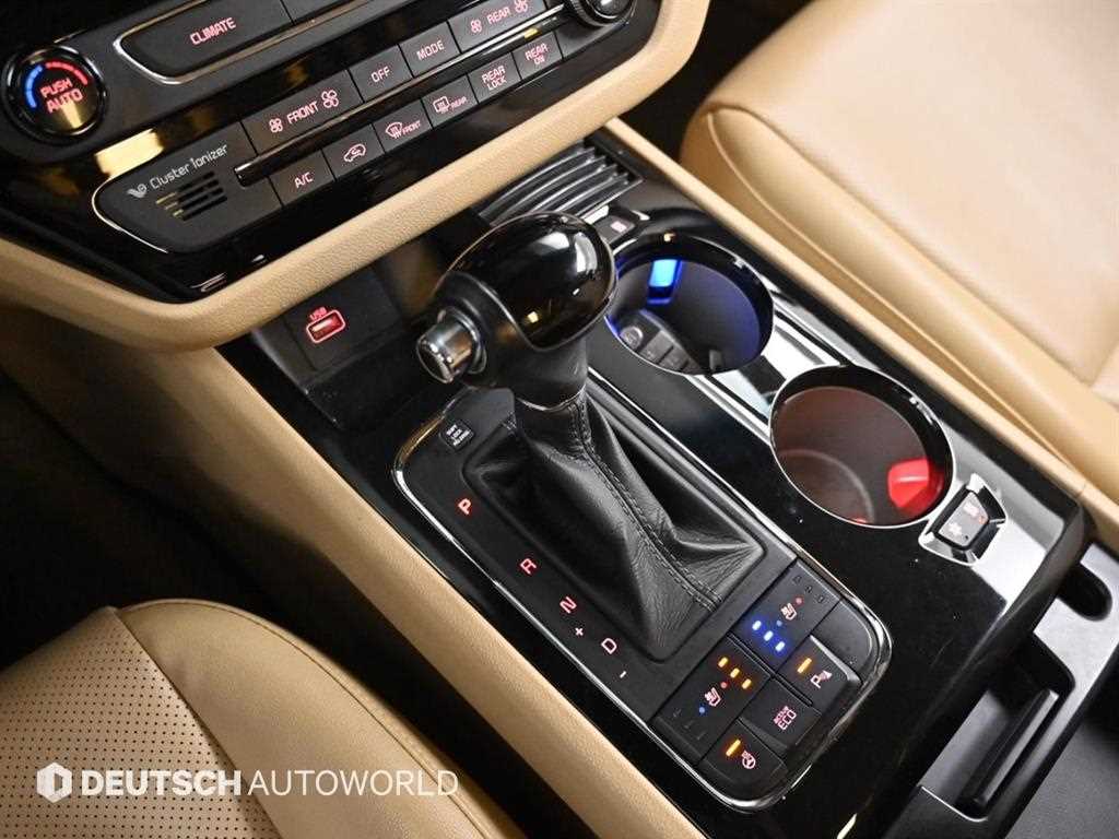 KIA Carnival - Vista 9