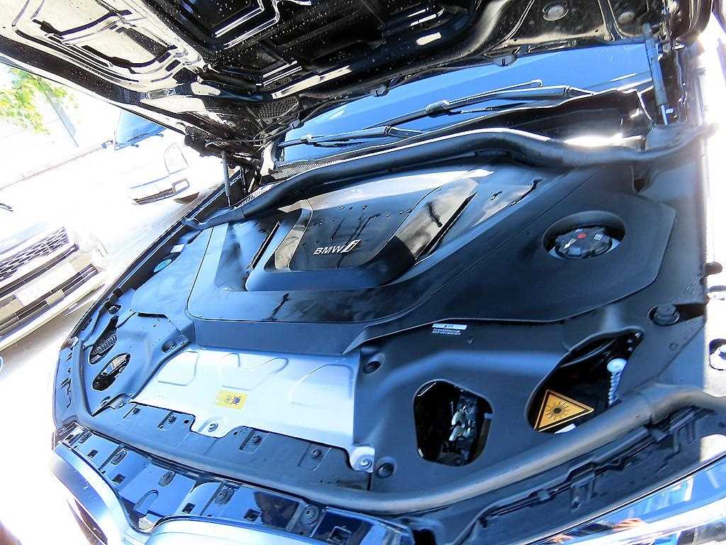 BMW iX3 2023 Negro - Importación desde Corea - HF Imports Iquique - Foto 19