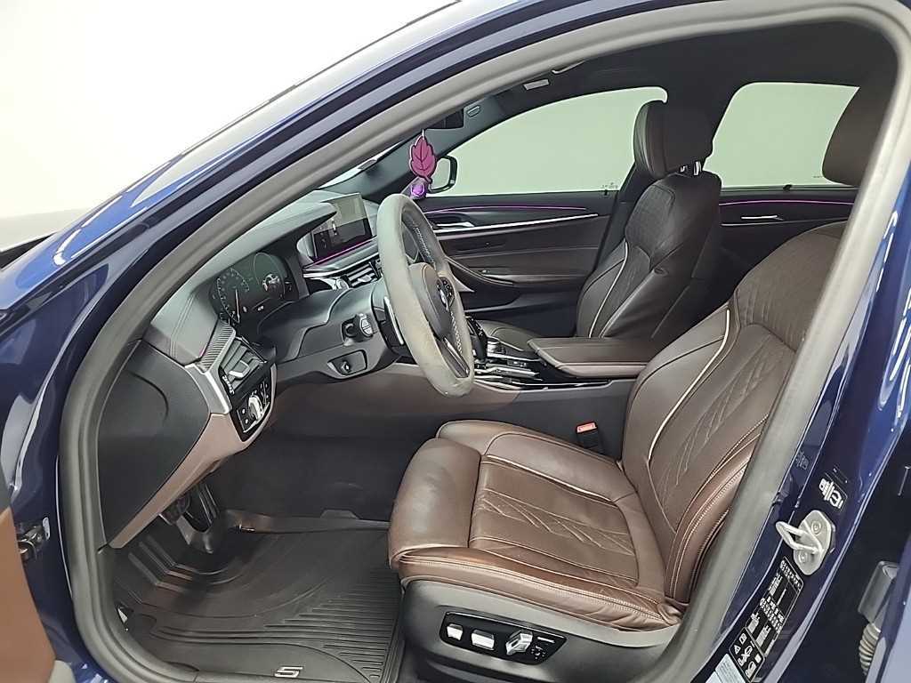 BMW 5 Series - Vista 11