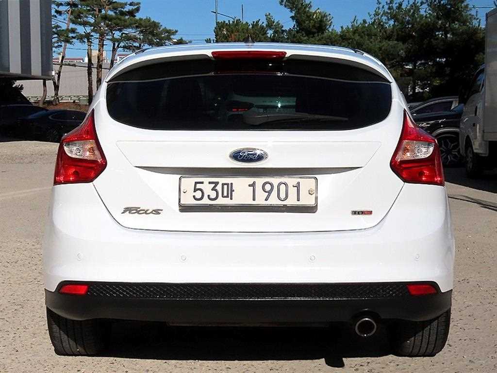 Ford Focus - Vista 4
