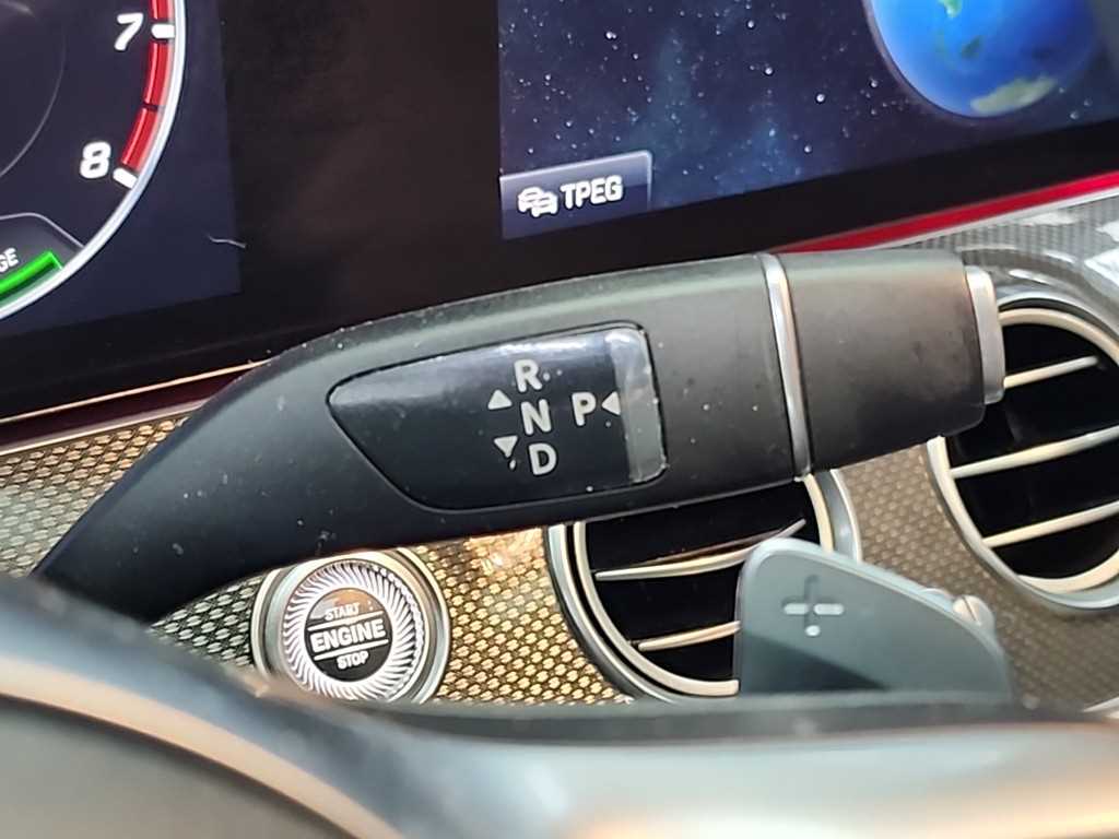 Mercedes Benz E class - Vista 8