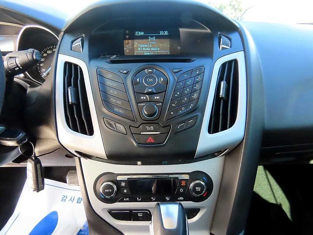 Ford Focus 2014 Blanco - Importación desde Corea - HF Imports Iquique - Foto 13