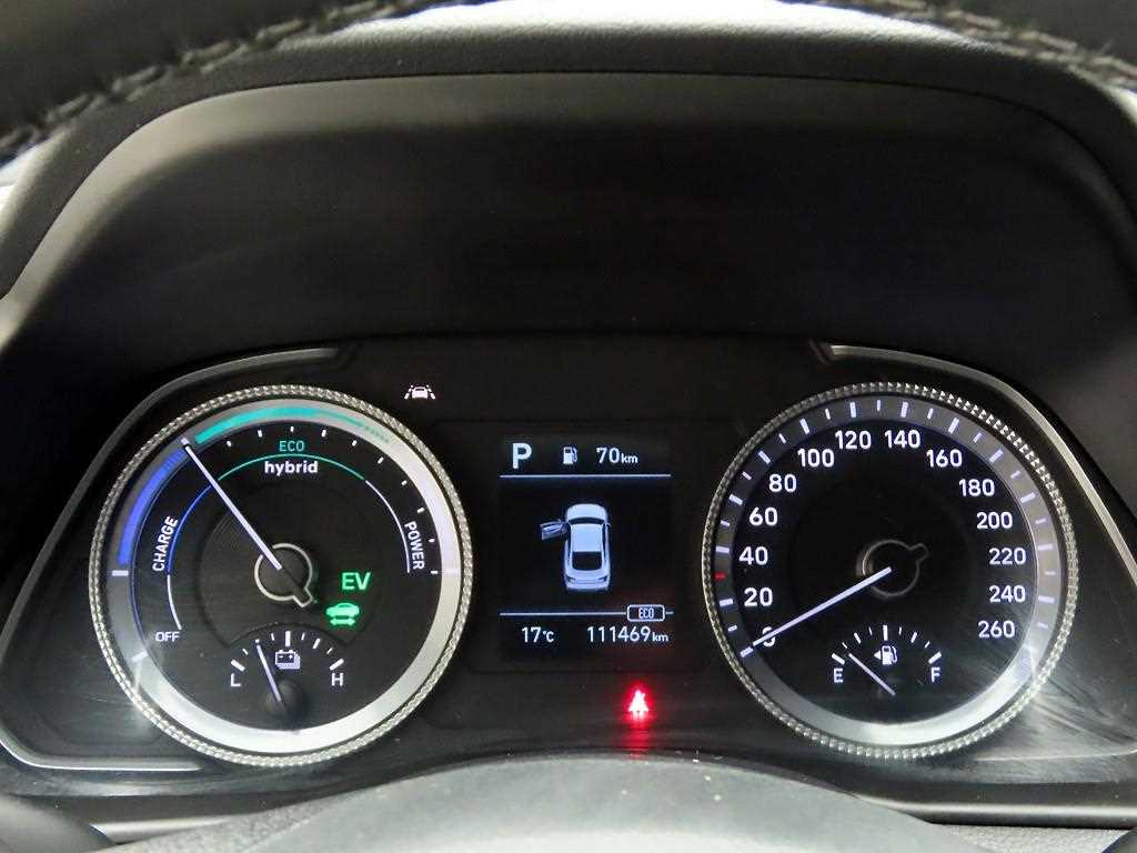 HYUNDAI Sonata - Vista 6