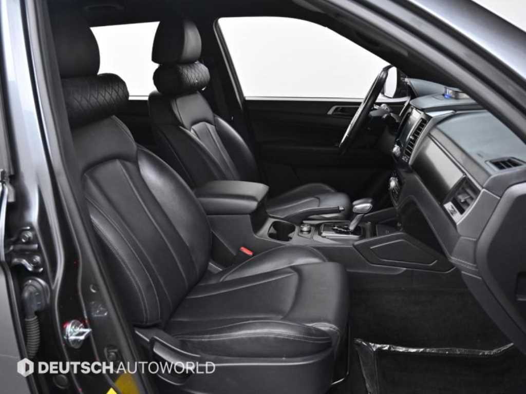 Ssangyong Rexton - Vista 10