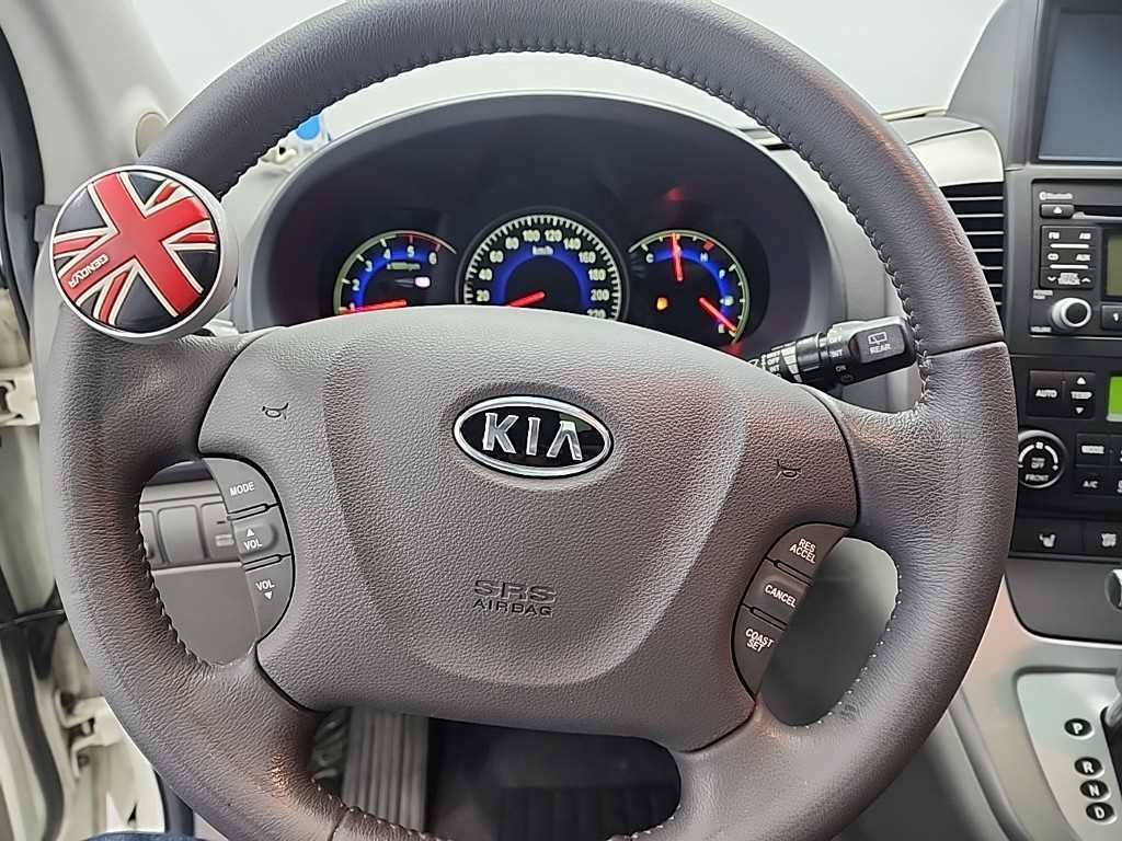 KIA Carnival 2011 - Importación desde Corea - HF Imports Iquique - Foto 17