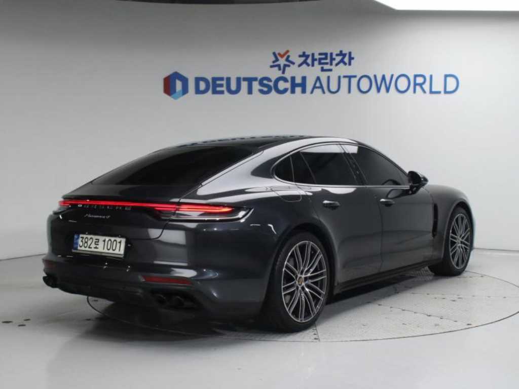 Porsche Panamera - Vista 2