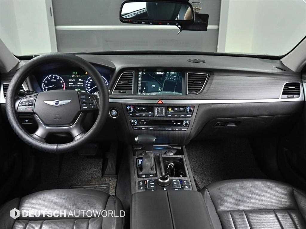 HYUNDAI Genesis - Vista 7