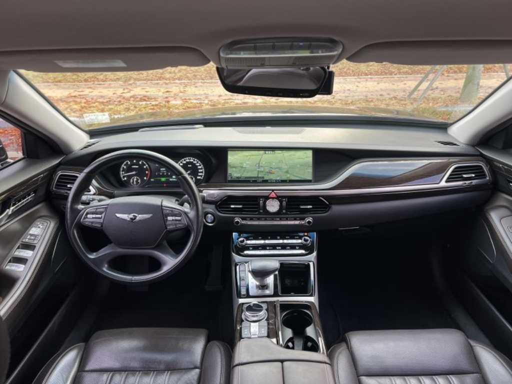 Genesis EQ900 - Vista 7