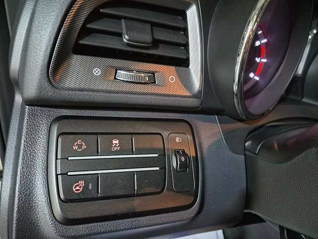 Ssangyong Tivoli - Vista 12