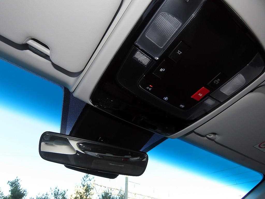 HYUNDAI Staria 2023 Negro - Importación desde Corea - HF Imports Iquique - Foto 16