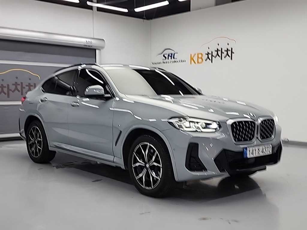 BMW X4 - Vista 4