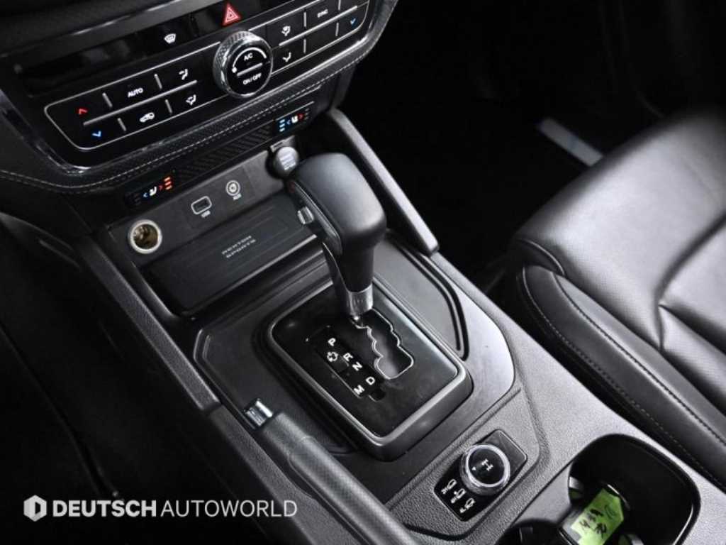 Ssangyong Rexton - Vista 9