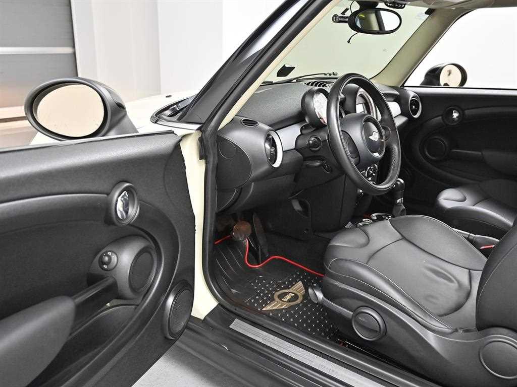 Mini Cooper - Vista 11