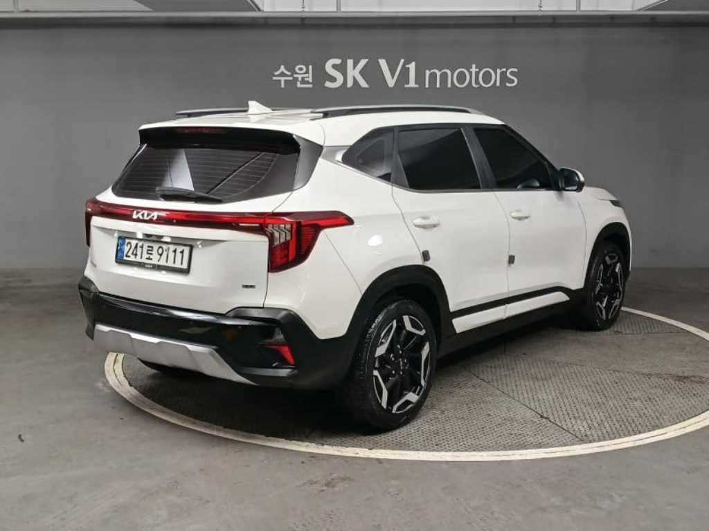 KIA Seltos - Vista 4