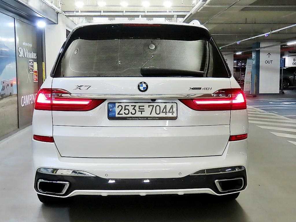 BMW X7 - Vista 5