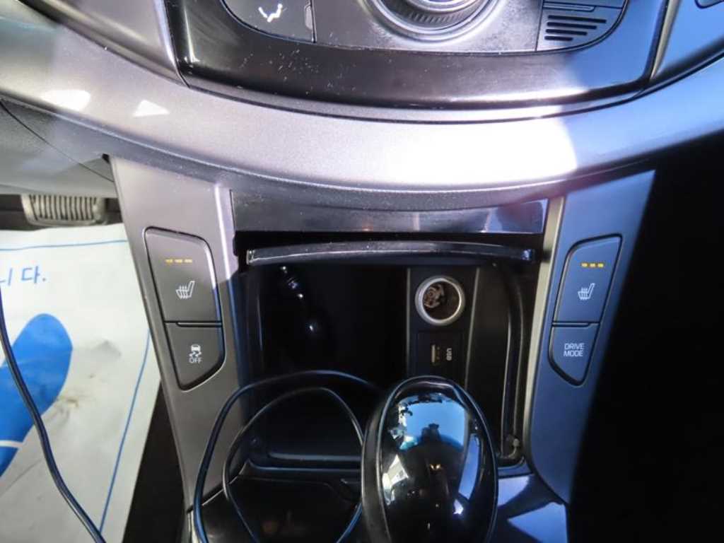 HYUNDAI i40 2016 Negro - Importación desde Corea - HF Imports Iquique - Foto 16