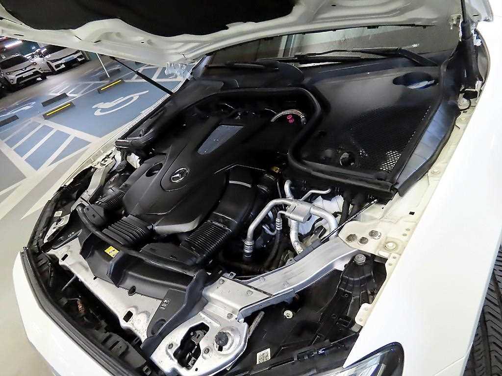 Mercedes Benz E class 2019 Blanco - Importación desde Corea - HF Imports Iquique - Foto 19