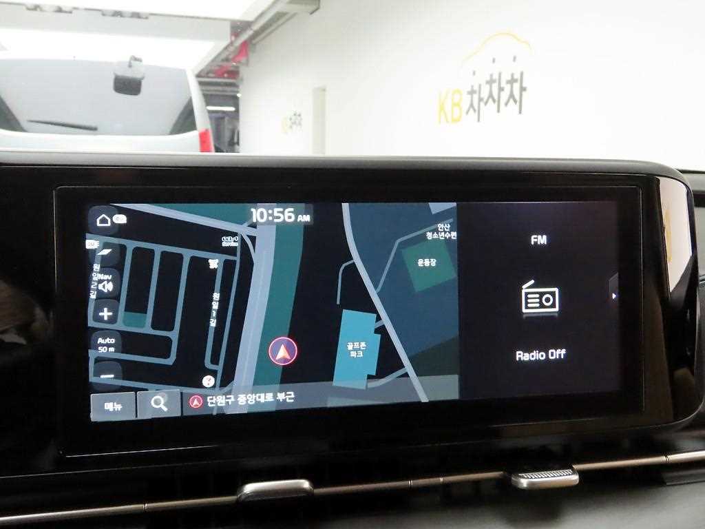 KIA Carnival - Vista 8