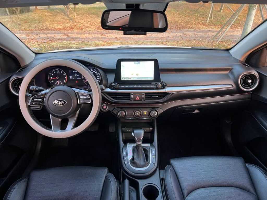 KIA K3 - Vista 7