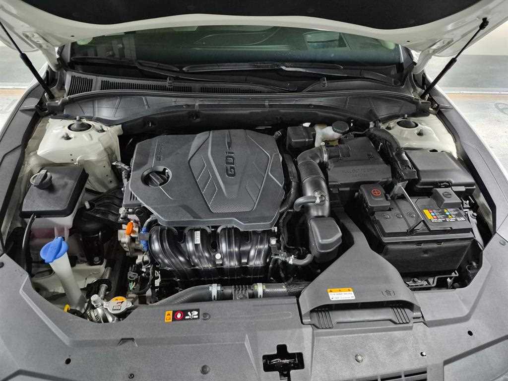 HYUNDAI Grandeur - Vista 6