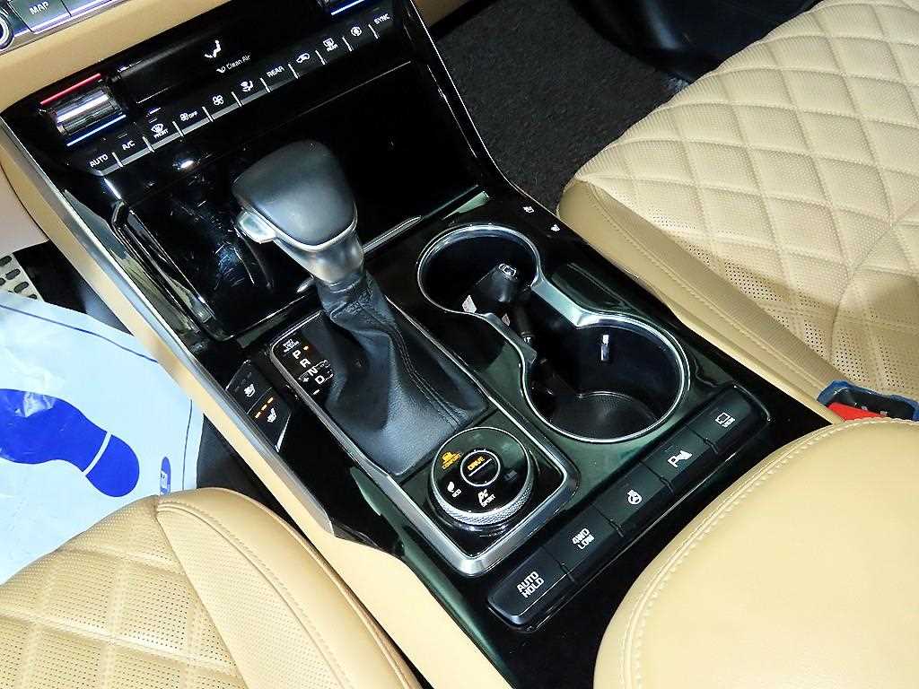 KIA Mohave - Vista 12