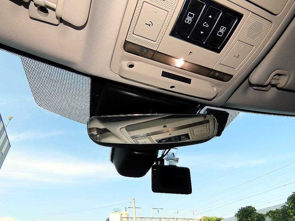 Land Rover Discovery 2019 Blanco - Importación desde Corea - HF Imports Iquique - Foto 15