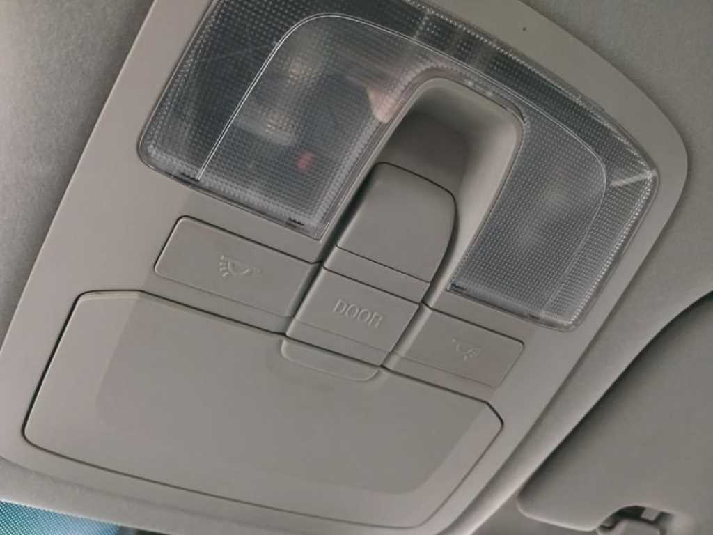 Ssangyong Tivoli 2016 Azul - Importación desde Corea - HF Imports Iquique - Foto 16