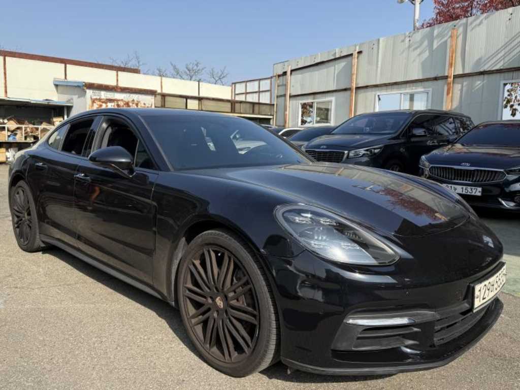 Porsche Panamera 2020 Negro - Importación desde Corea - HF Imports Iquique - Foto 1