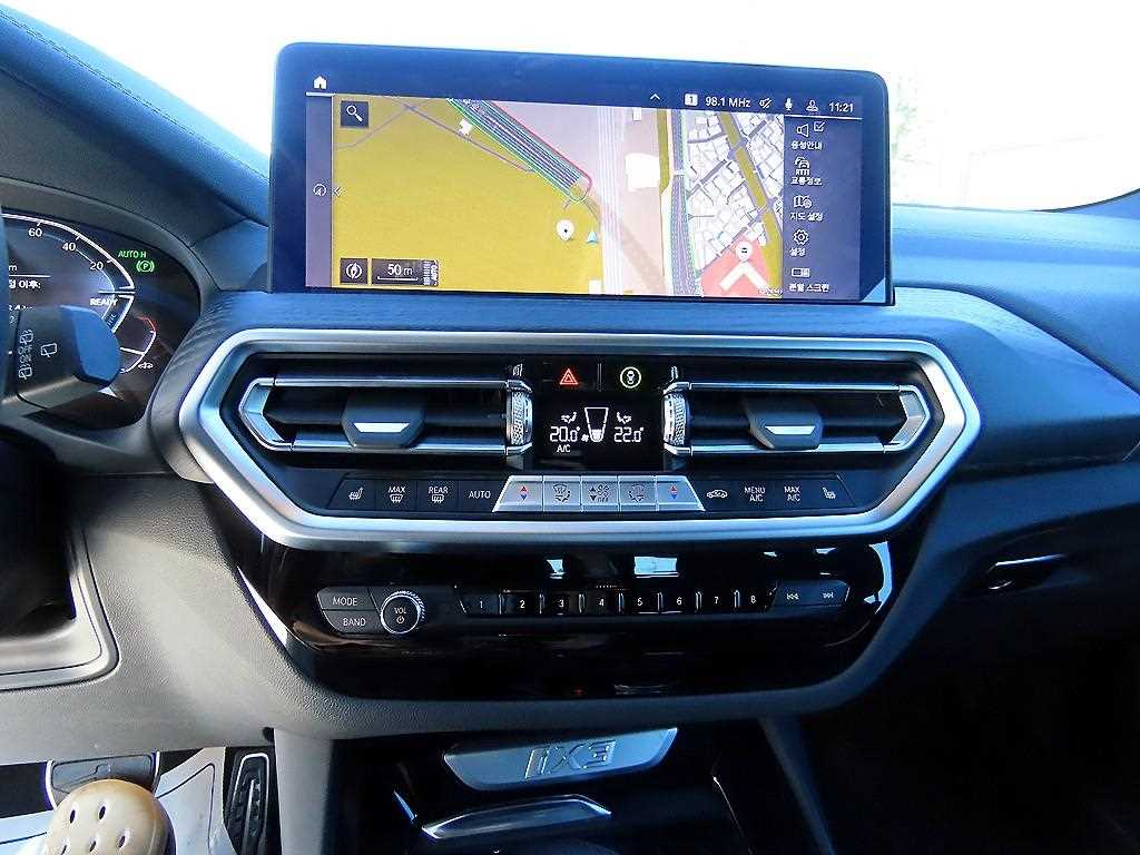 BMW iX3 2023 Negro - Importación desde Corea - HF Imports Iquique - Foto 14