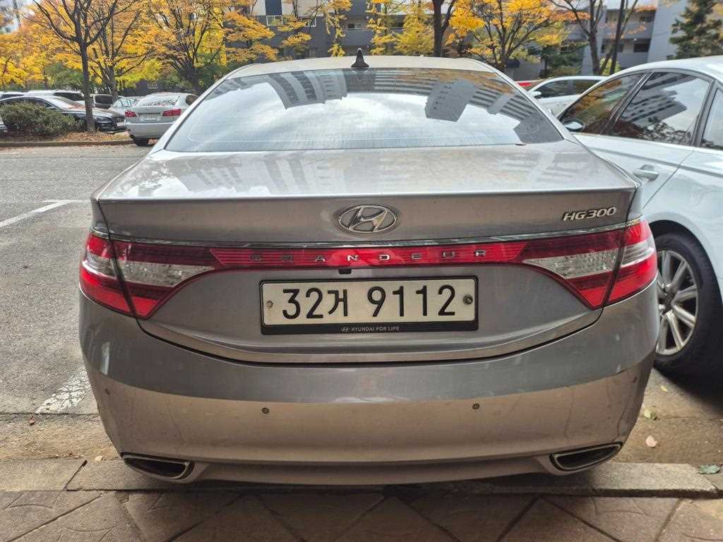 HYUNDAI Grandeur - Vista 3