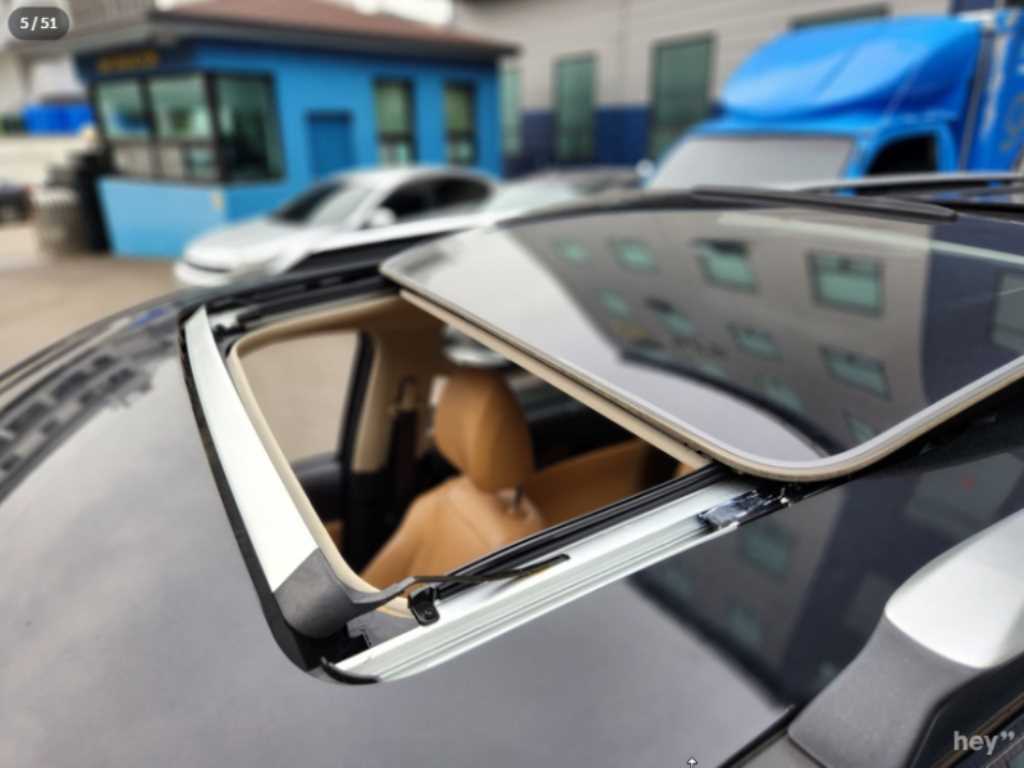 KIA Carnival - Vista 5