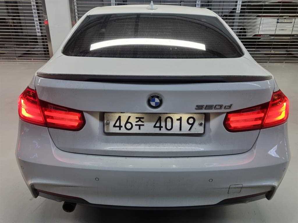 BMW 3 series - Vista 3