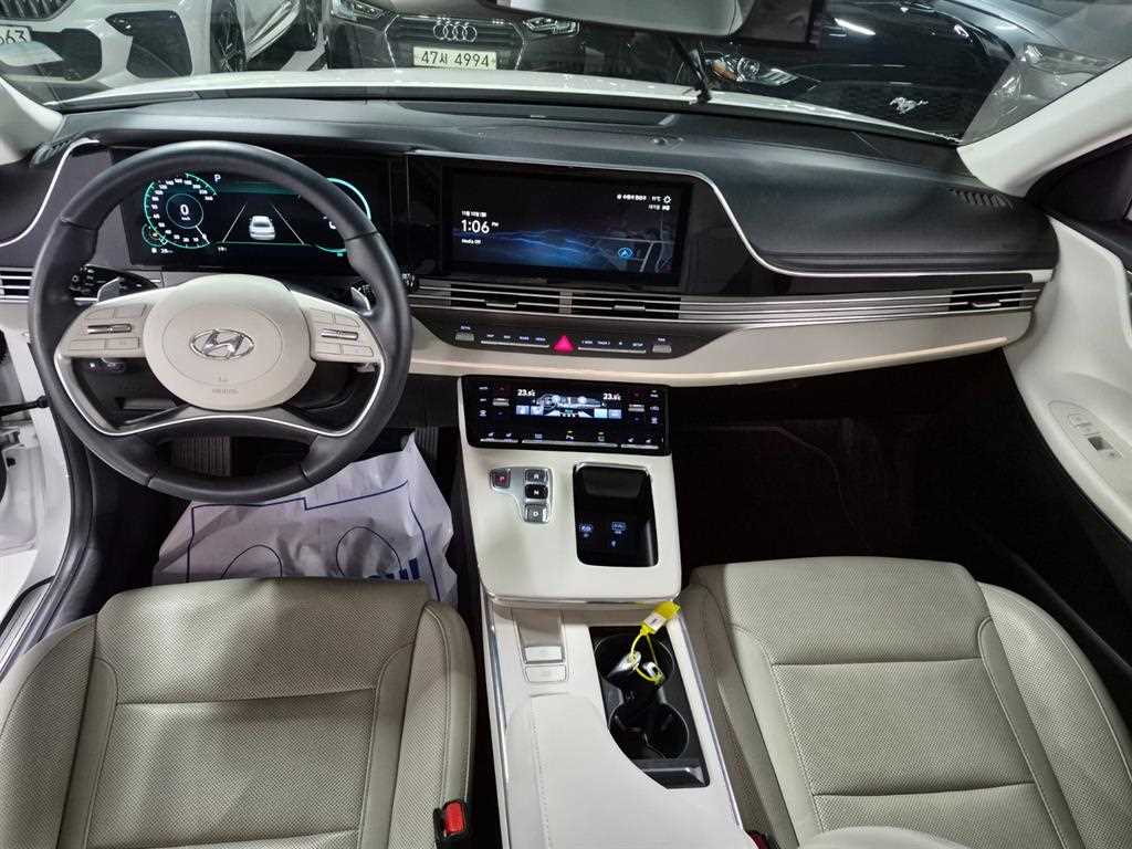 HYUNDAI Grandeur - Vista 7