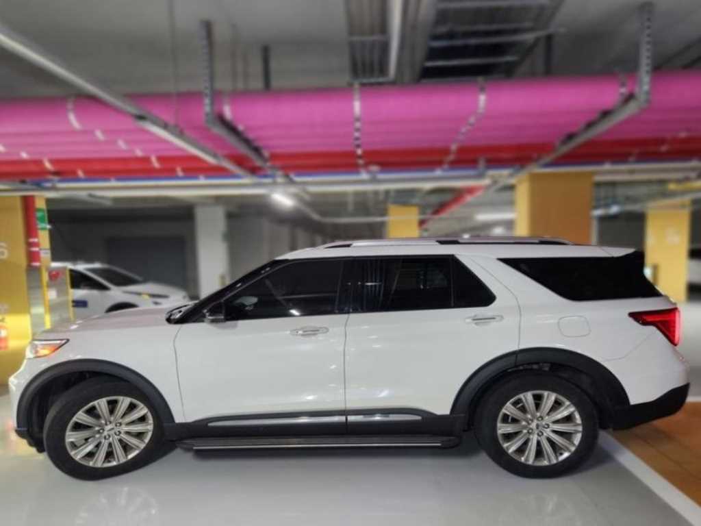 Ford Explorer - Vista 3