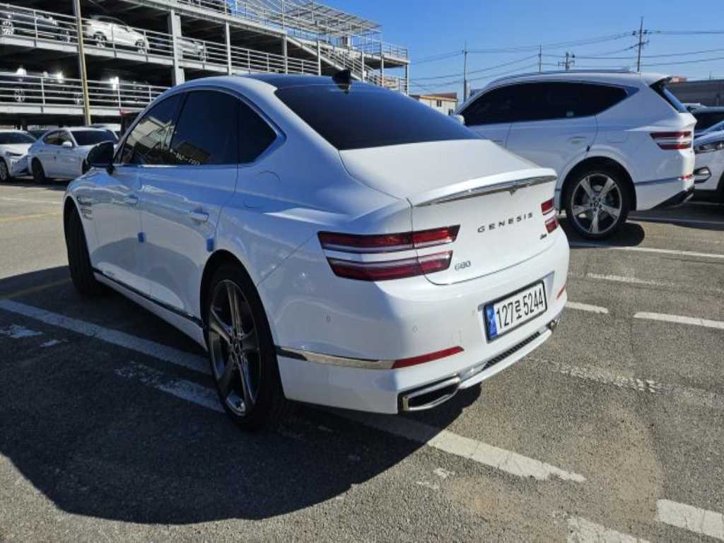 Genesis G80 - Vista 4