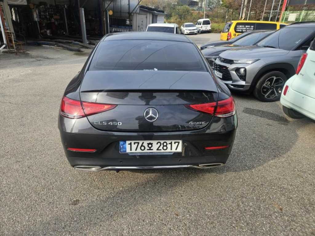 Mercedes Benz CLS Class - Vista 5