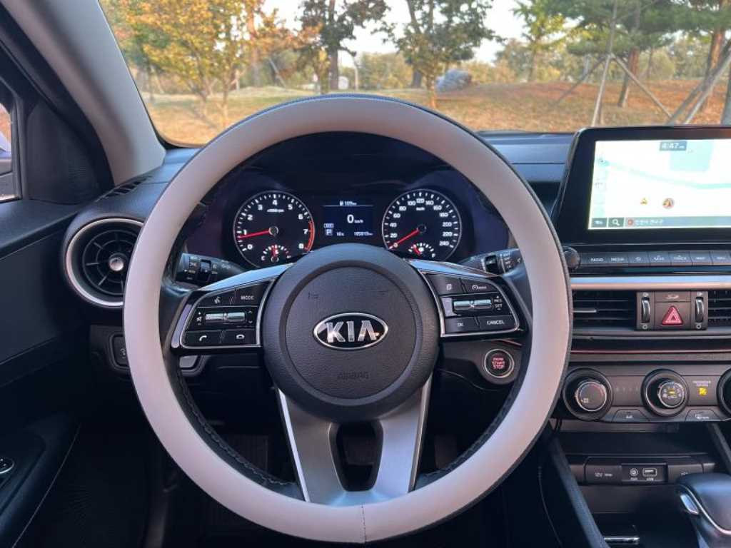 KIA K3 - Vista 8