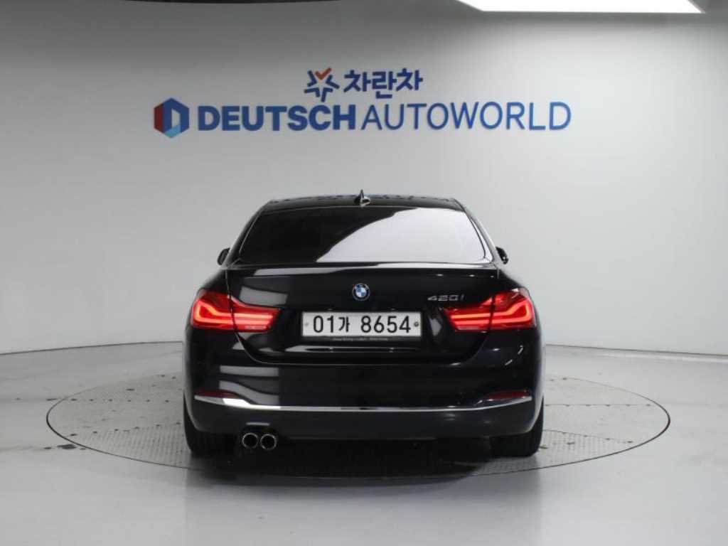 BMW 4 Series - Vista 4