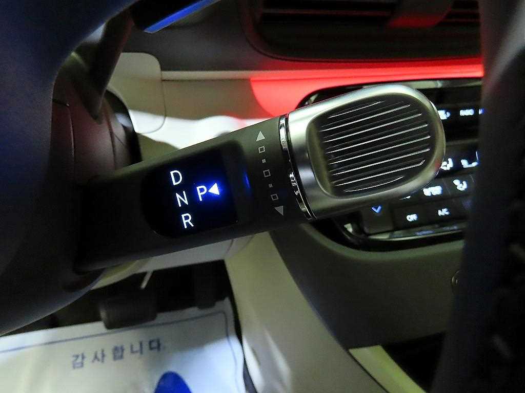 HYUNDAI Casper - Vista 12